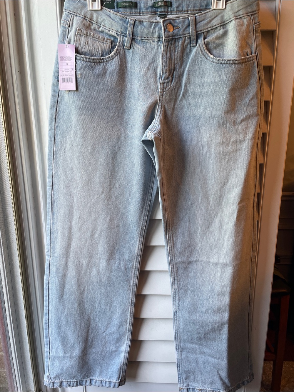wild fable Light Wash Low-Rise Straight Leg Jeans